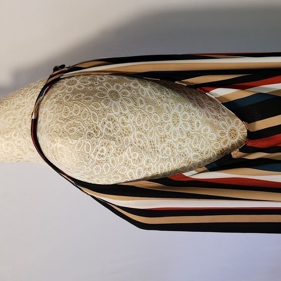 Torrid Georgette Goddess Multi-Stripe Keyhole Cut-out High-Low Sleeveles… - Picture 7 of 12